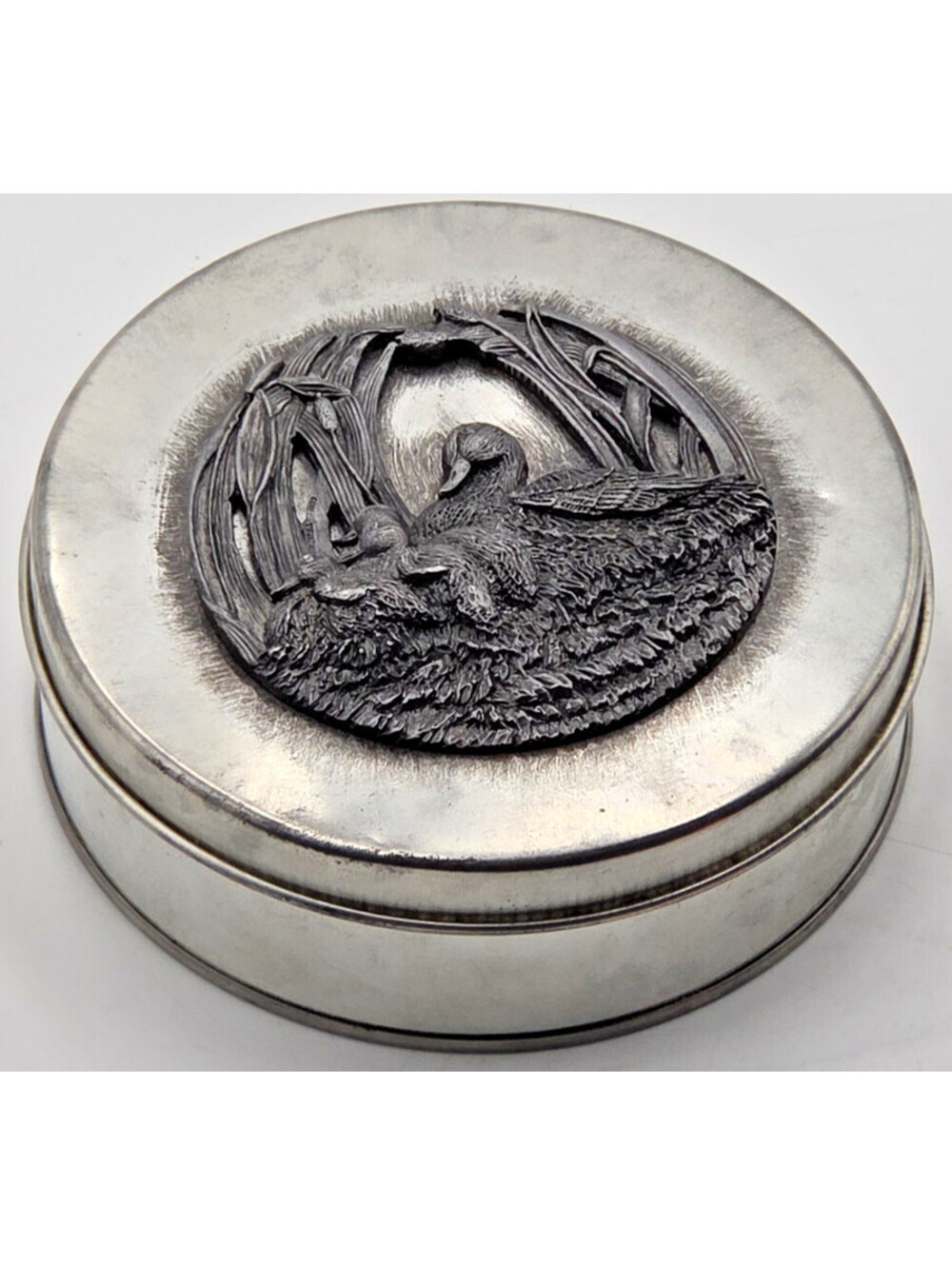 Vintage 1990 Metzke Pewter Duck Ducklings 5.25" Round Tin Trinket Box